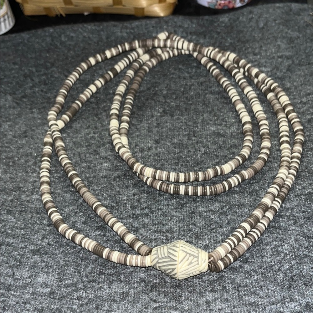 Elegant Brown and Cream Beaded Necklace